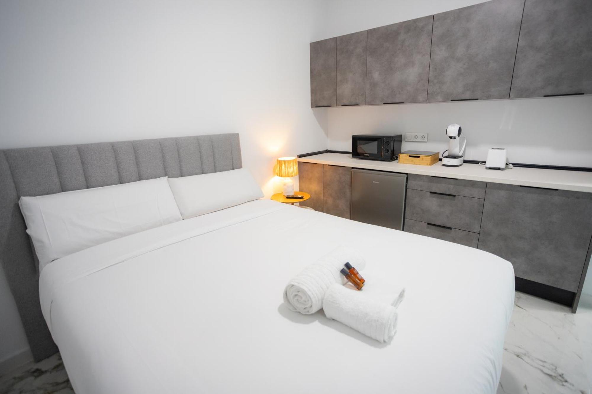 L&G Apartments Bahia Suite Alicante Exteriör bild