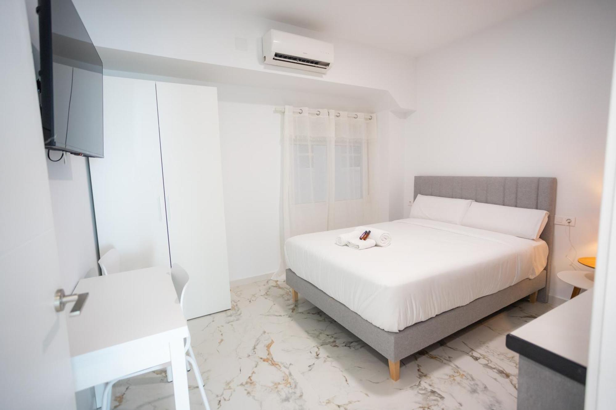 L&G Apartments Bahia Suite Alicante Exteriör bild