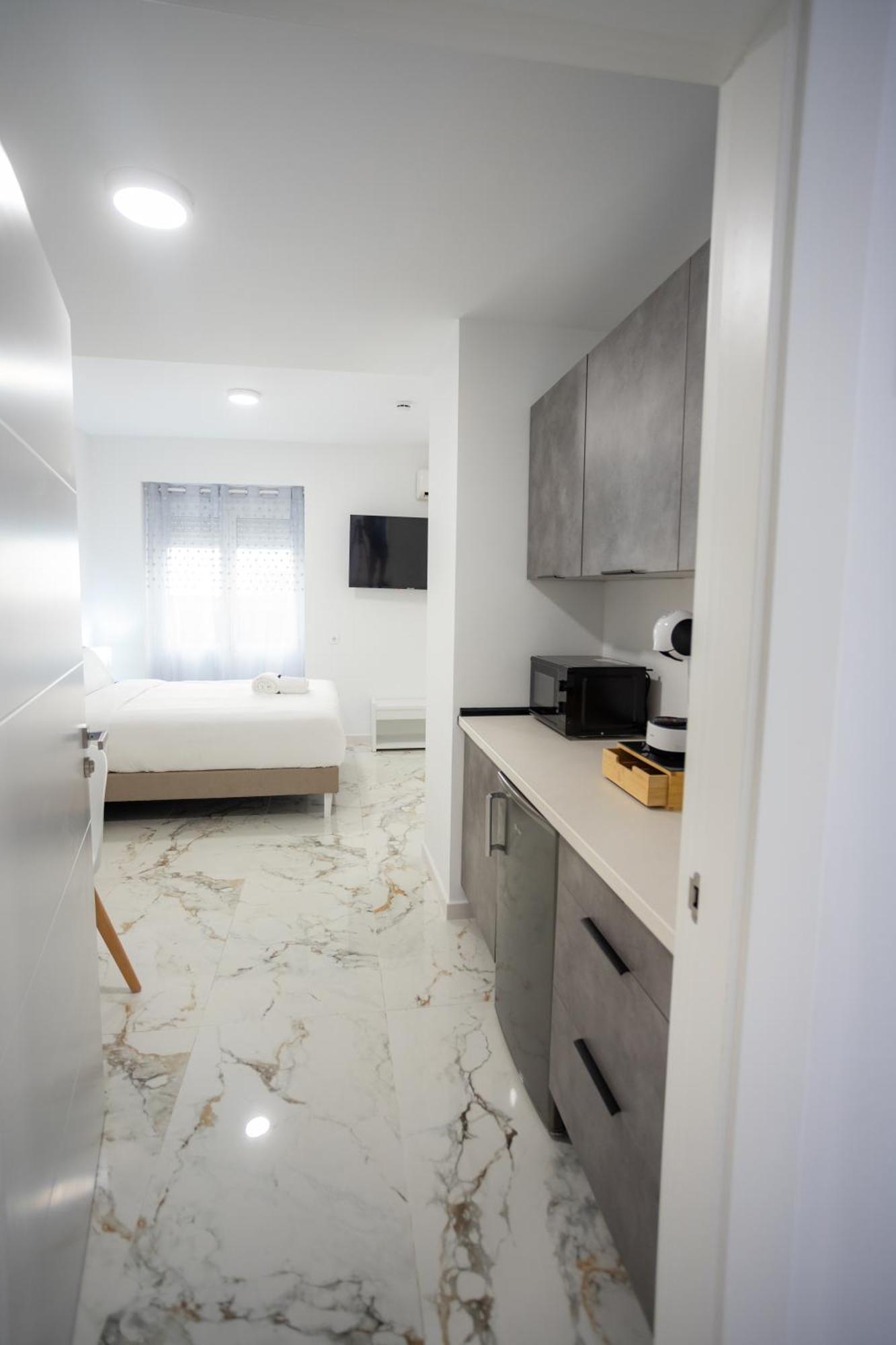 L&G Apartments Bahia Suite Alicante Exteriör bild