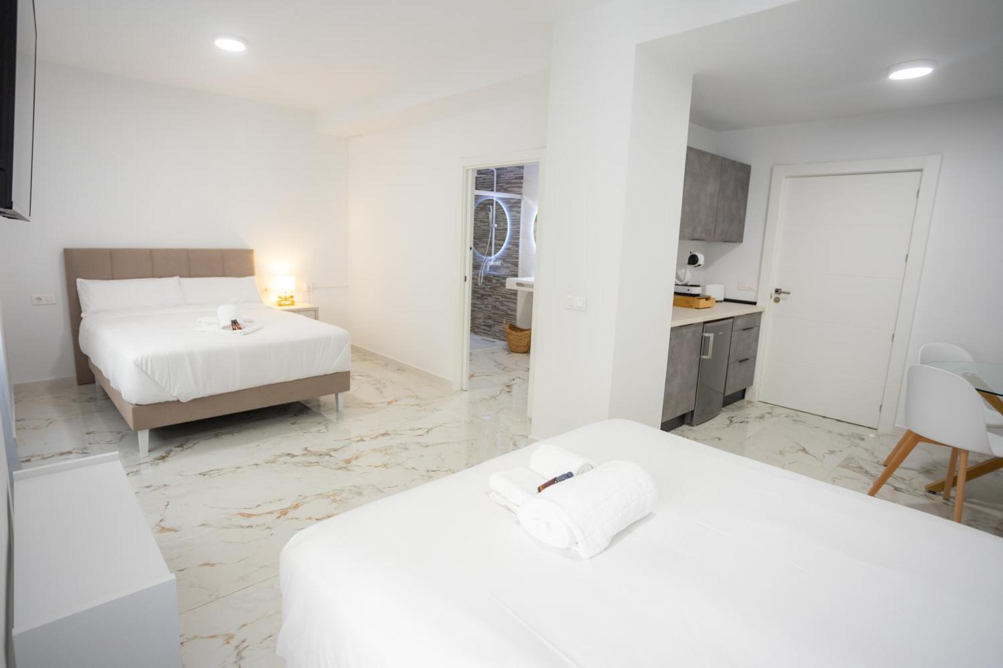 L&G Apartments Bahia Suite Alicante Exteriör bild