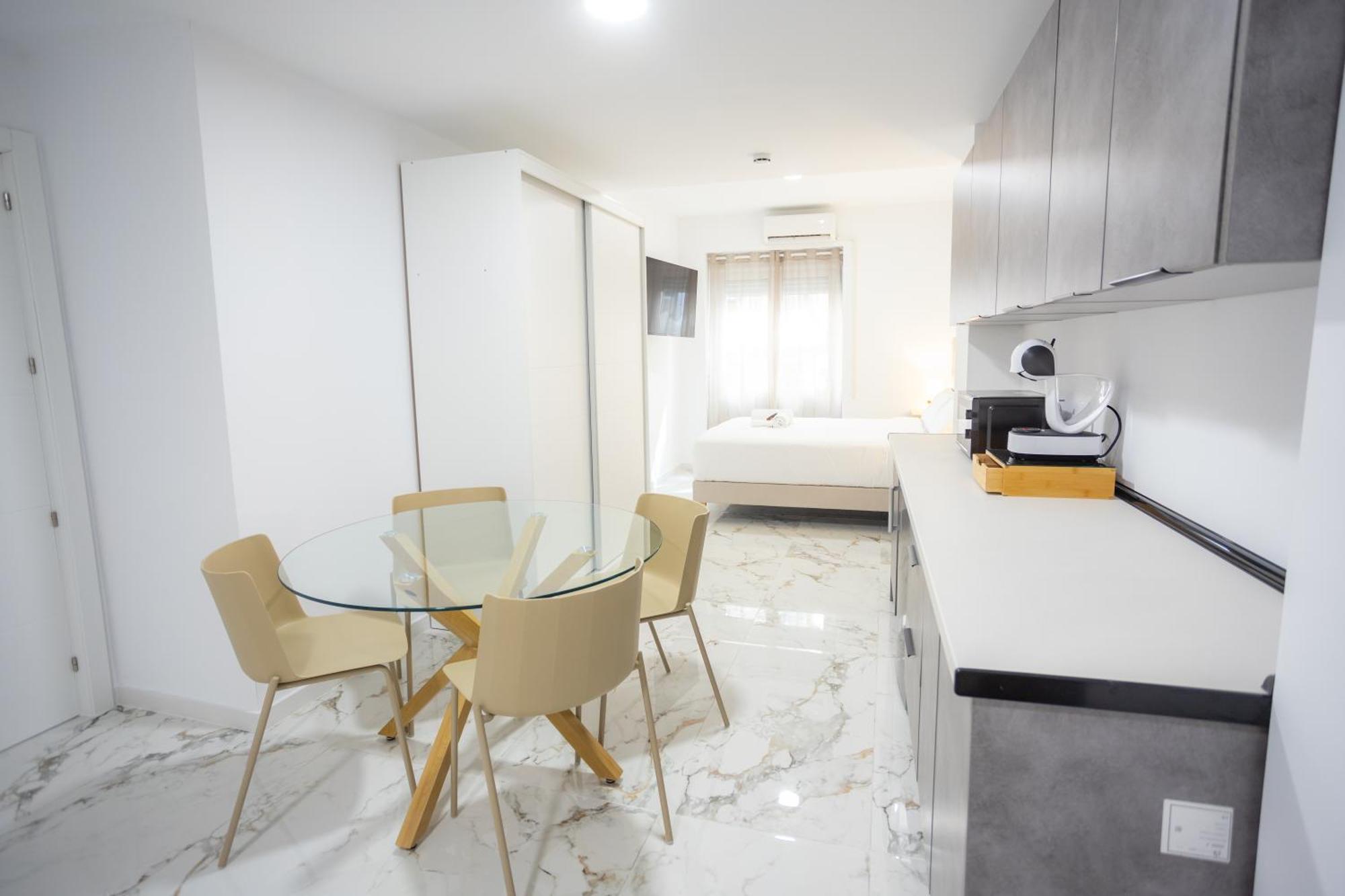 L&G Apartments Bahia Suite Alicante Exteriör bild